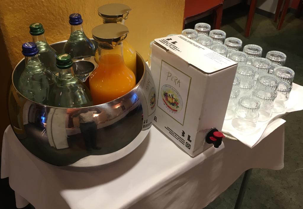 Poschiavo Suisse Hotel & Traditional Fondue Stube Экстерьер фото
